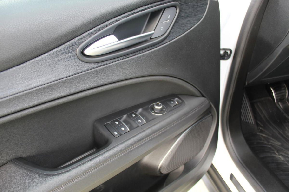 Alfa Romeo Stelvio Stelvio 2.2 Turbodiesel 190 CV AT8 Q4 Ti (9)