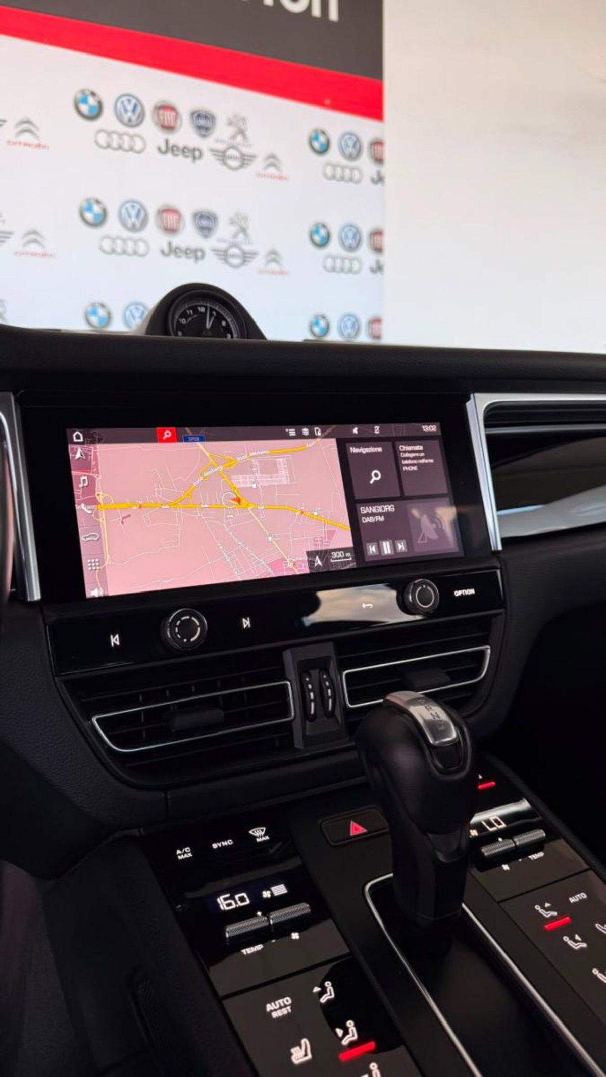 Porsche Macan 2.0 (10)