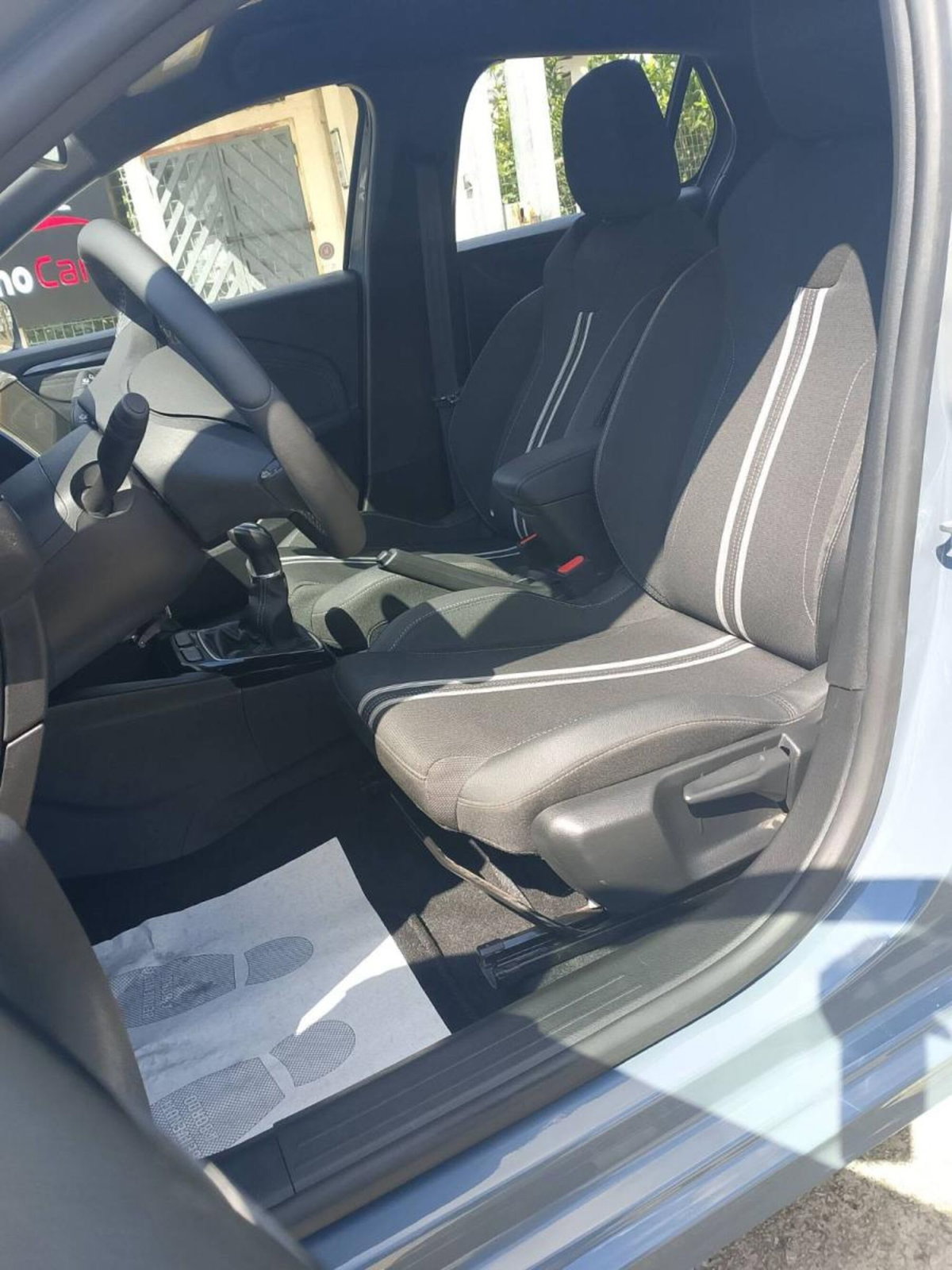 Opel Corsa 1.2 Ultimate s&s 100cv (8)