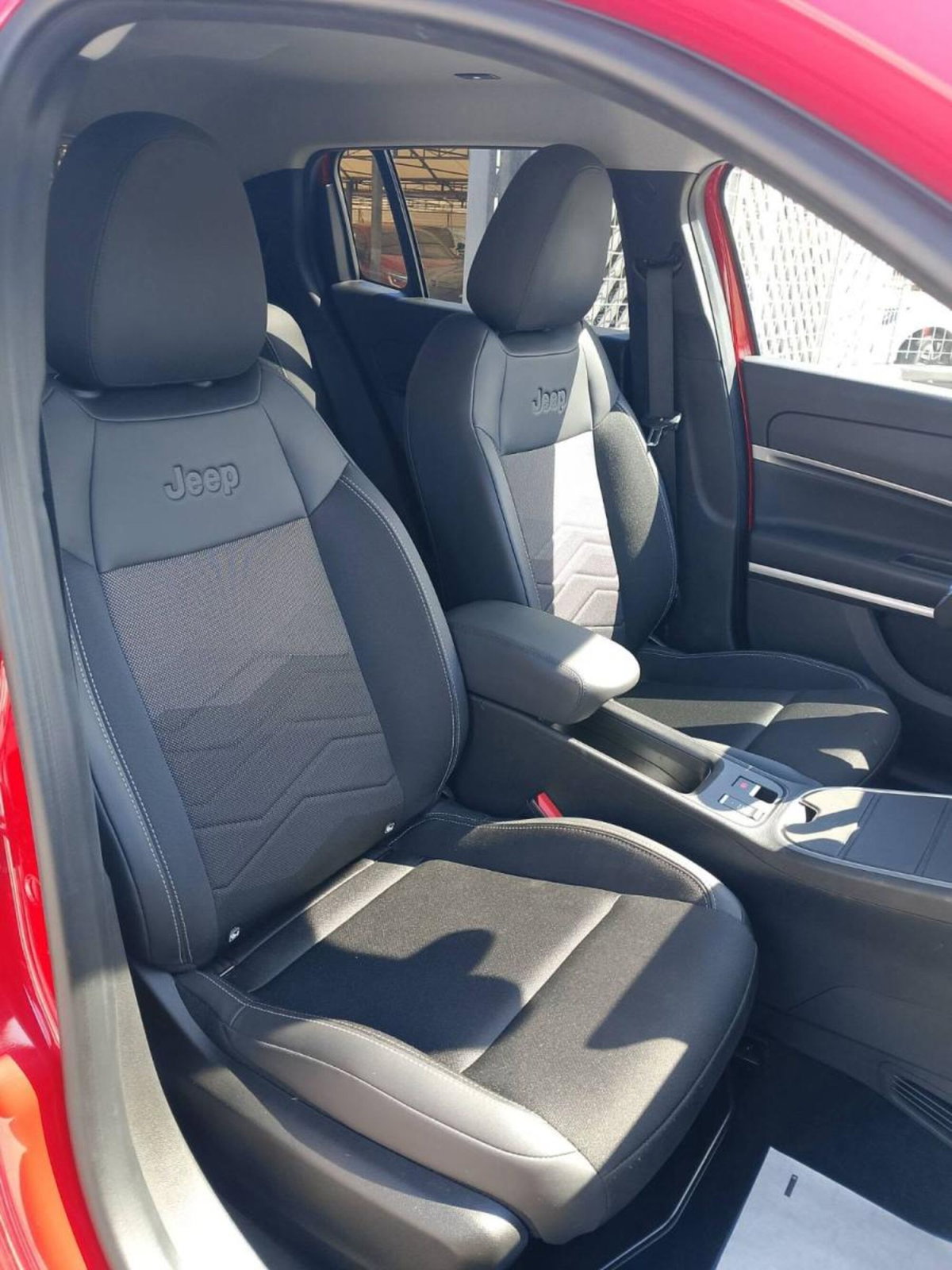 Jeep Avenger 1.2 turbo Summit fwd 100cv (13)