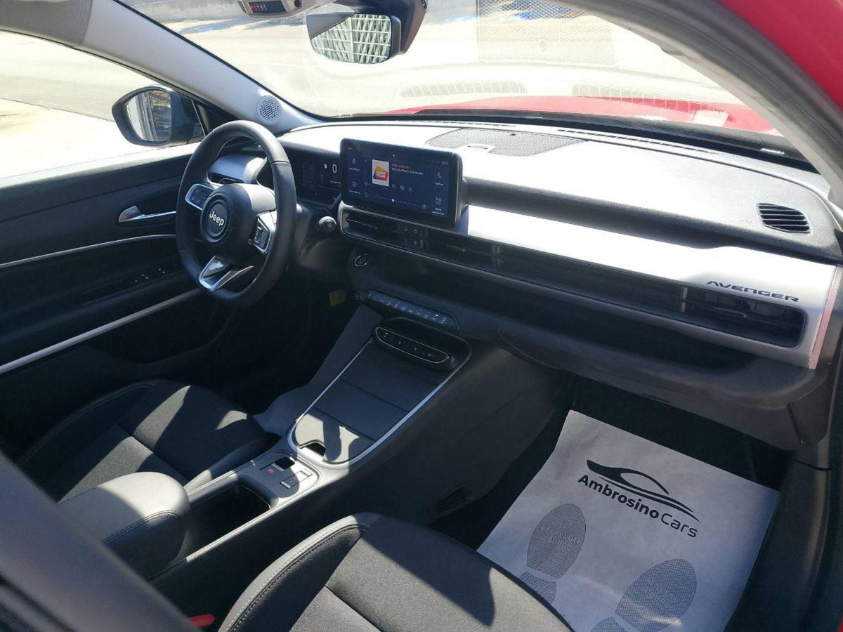 Jeep Avenger 1.2 turbo Summit fwd 100cv (6)