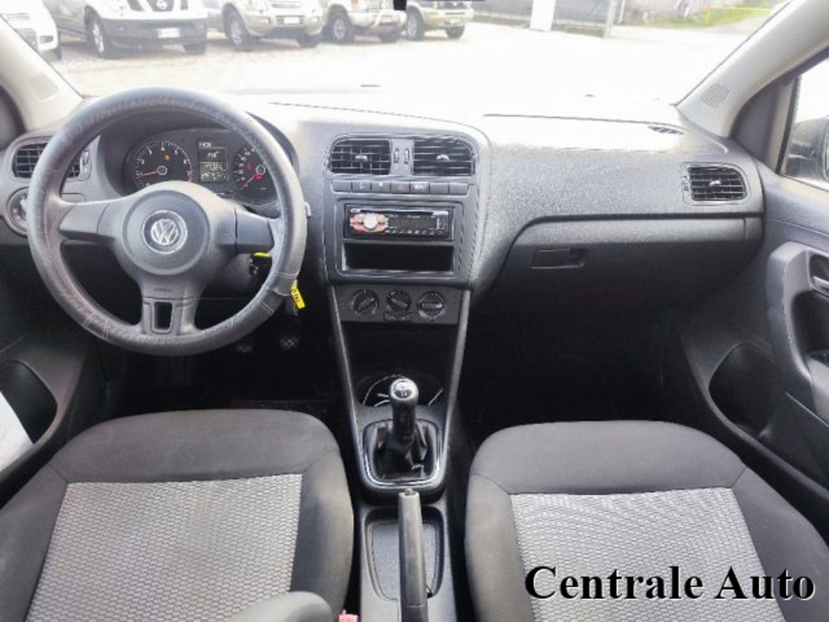Volkswagen Polo 1.2 5 porte Trendline (12)
