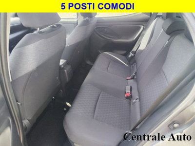 Toyota Yaris 1.5 Hybrid 5 porte Lounge (12)