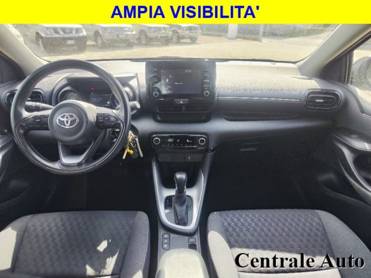 Toyota Yaris 1.5 Hybrid 5 porte Lounge (13)