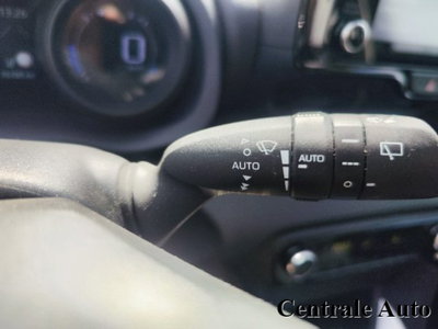 Toyota Yaris Cross 1.5 Hybrid 5p. E-CVT Lounge (18)