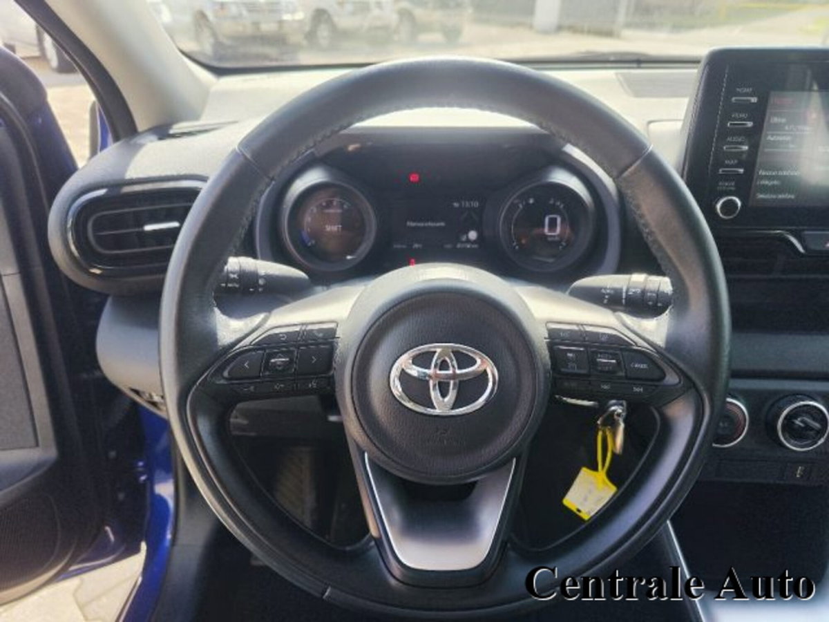 Toyota Yaris 1.0 5 porte Trend (13)