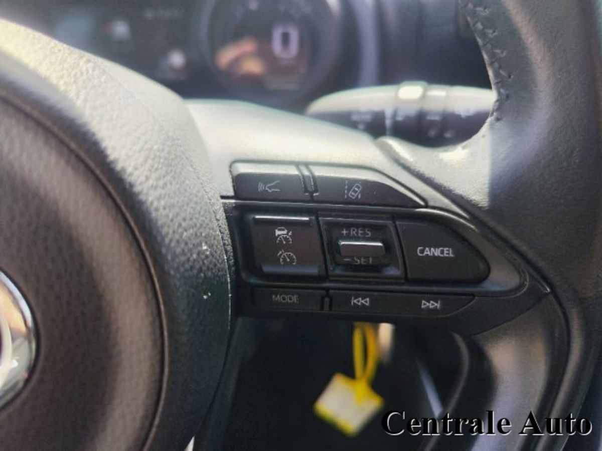 Toyota Yaris 1.0 5 porte Trend (15)