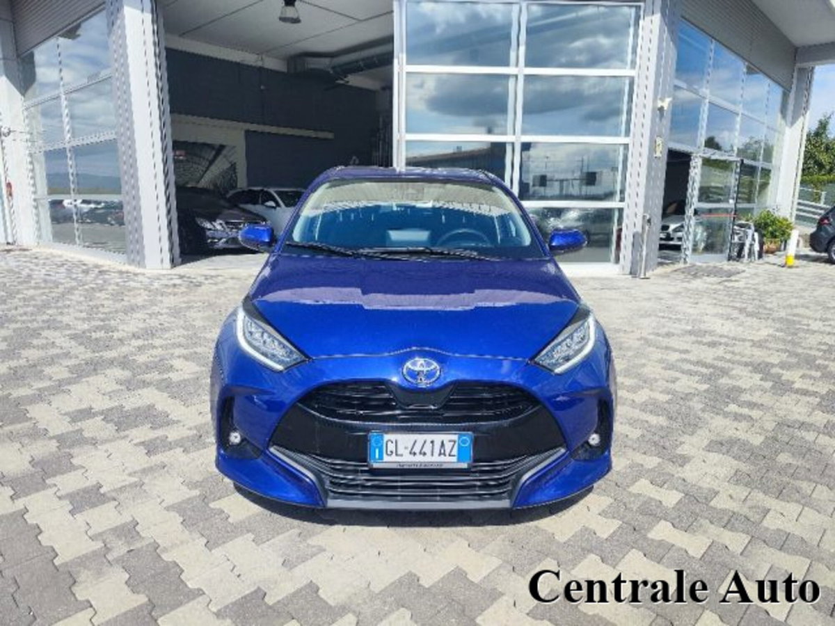 Toyota Yaris 1.0 5 porte Trend (2)