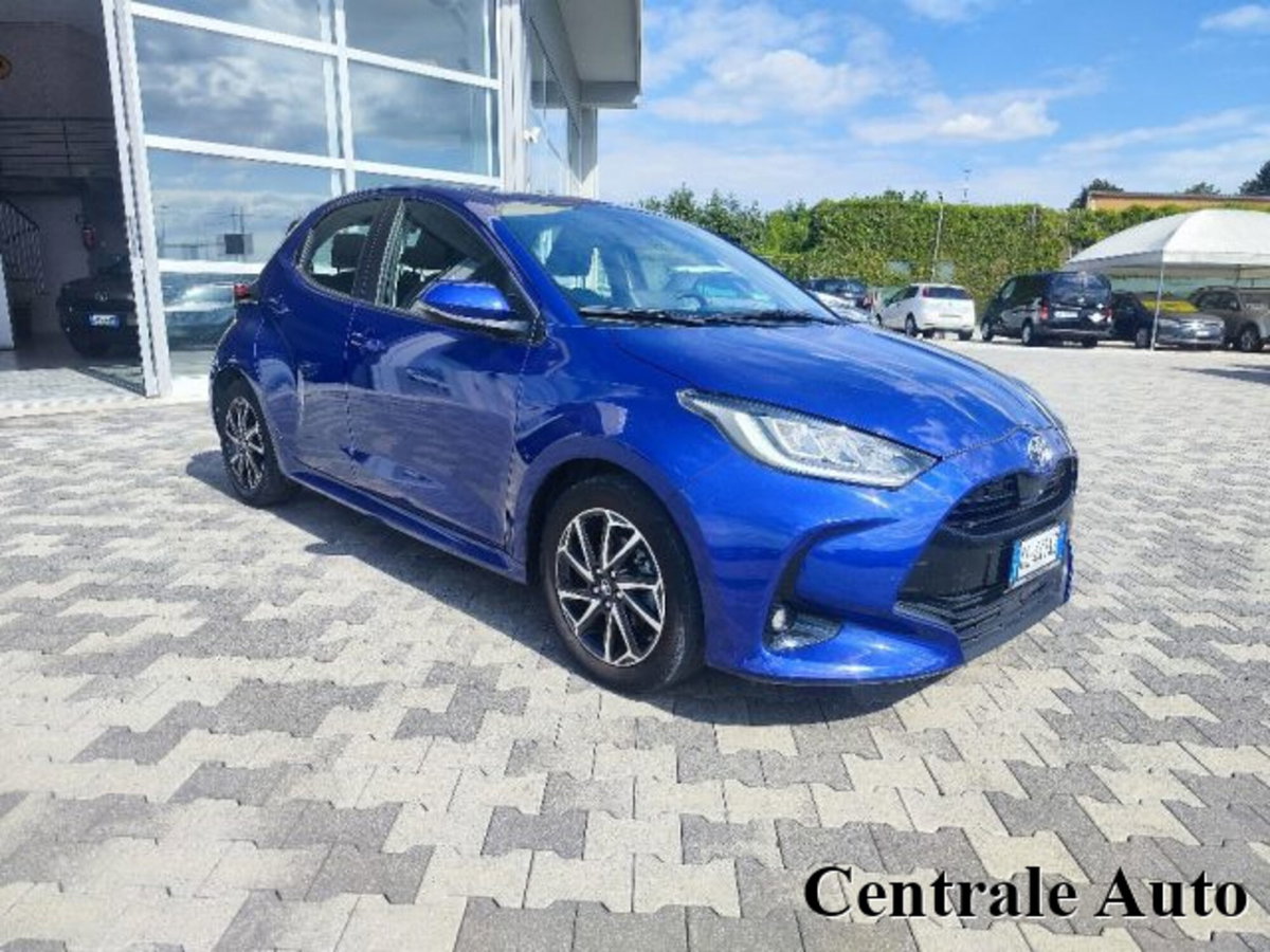 Toyota Yaris 1.0 5 porte Trend (3)