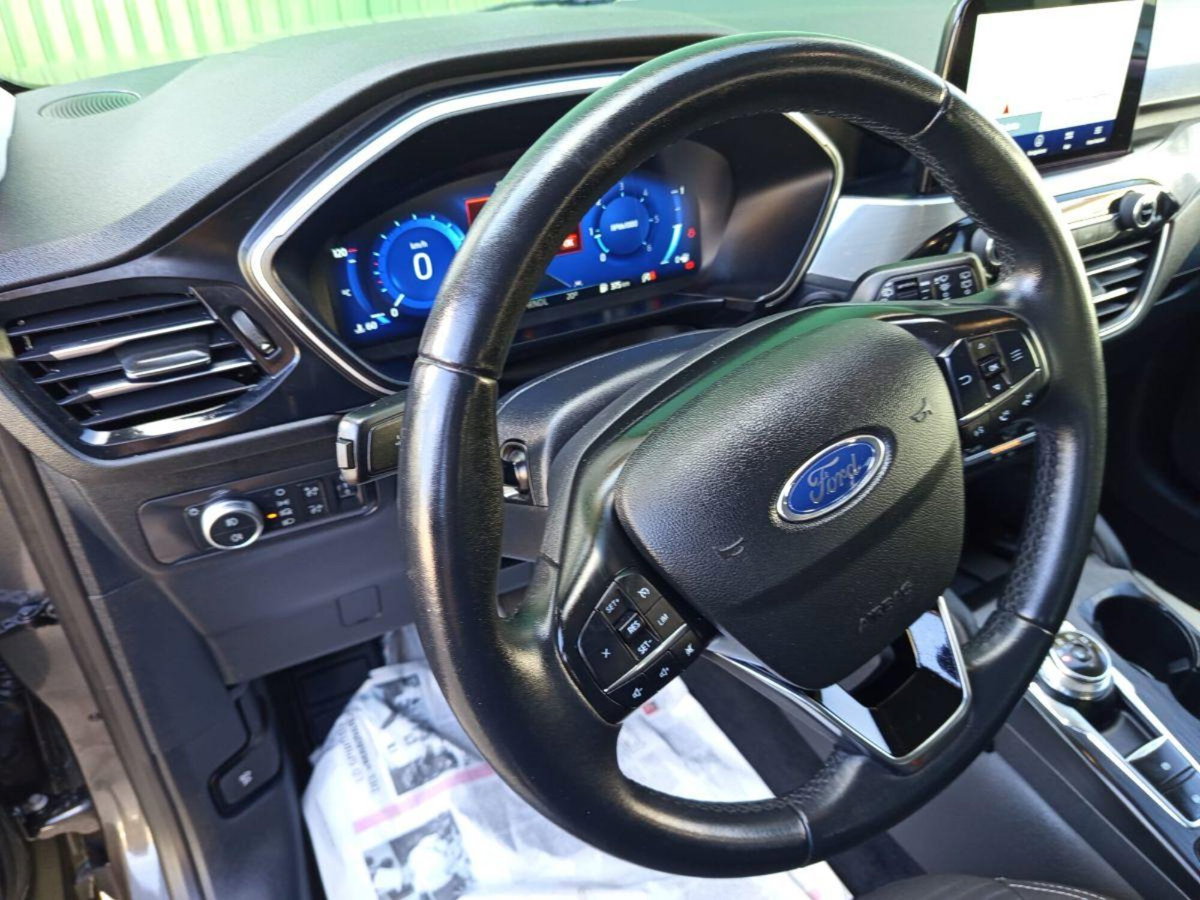 Ford Kuga 1.5 TDCI 120 CV S&S 2WD Plus (16)