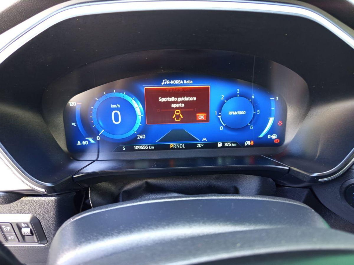 Ford Kuga 1.5 TDCI 120 CV S&S 2WD Plus (17)
