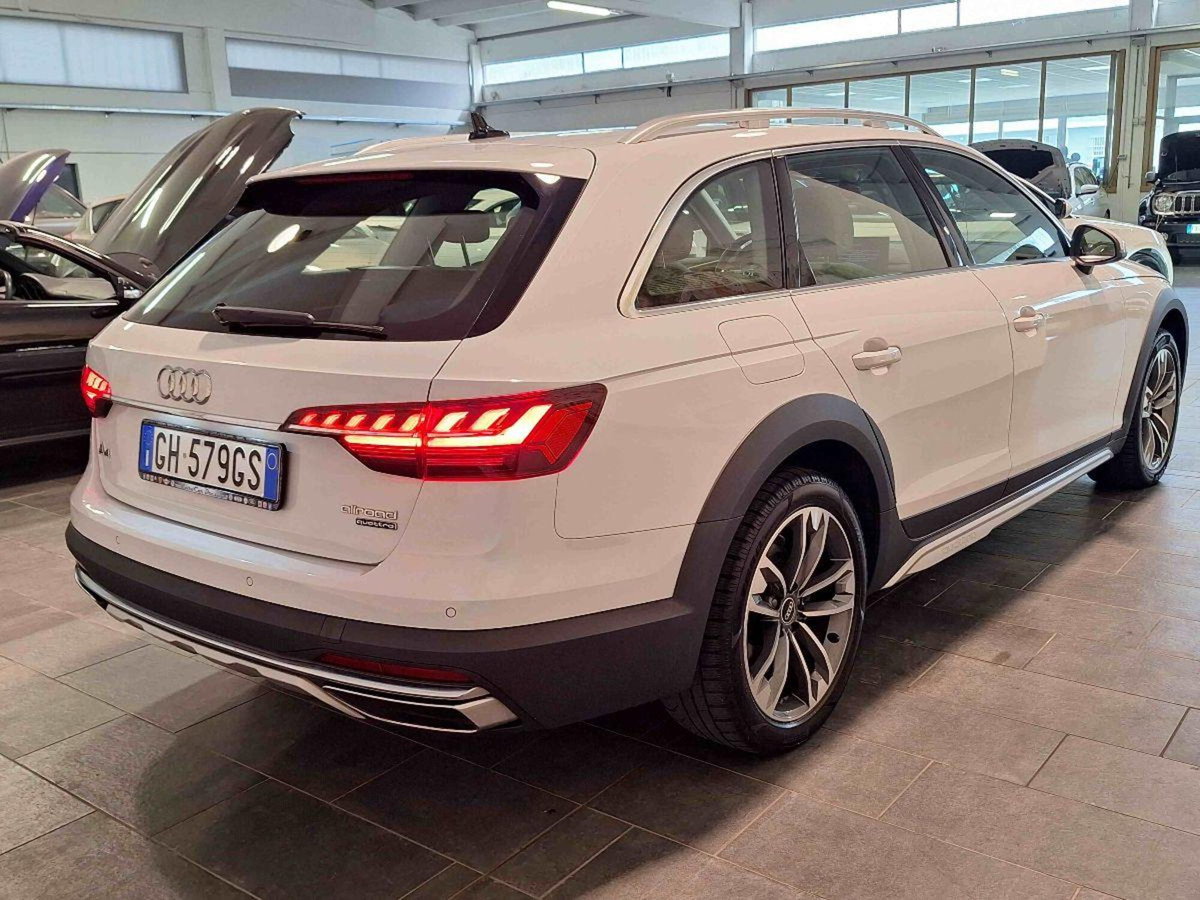 Audi A4 Allroad 40 TDI 204 CV S tronic (4)