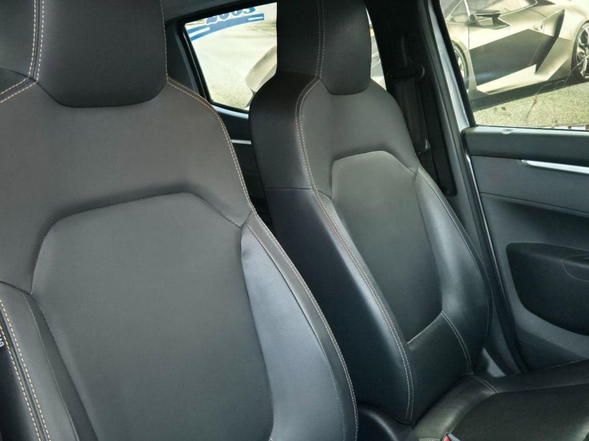 Dacia Spring Comfort Plus Electric 45 (7)
