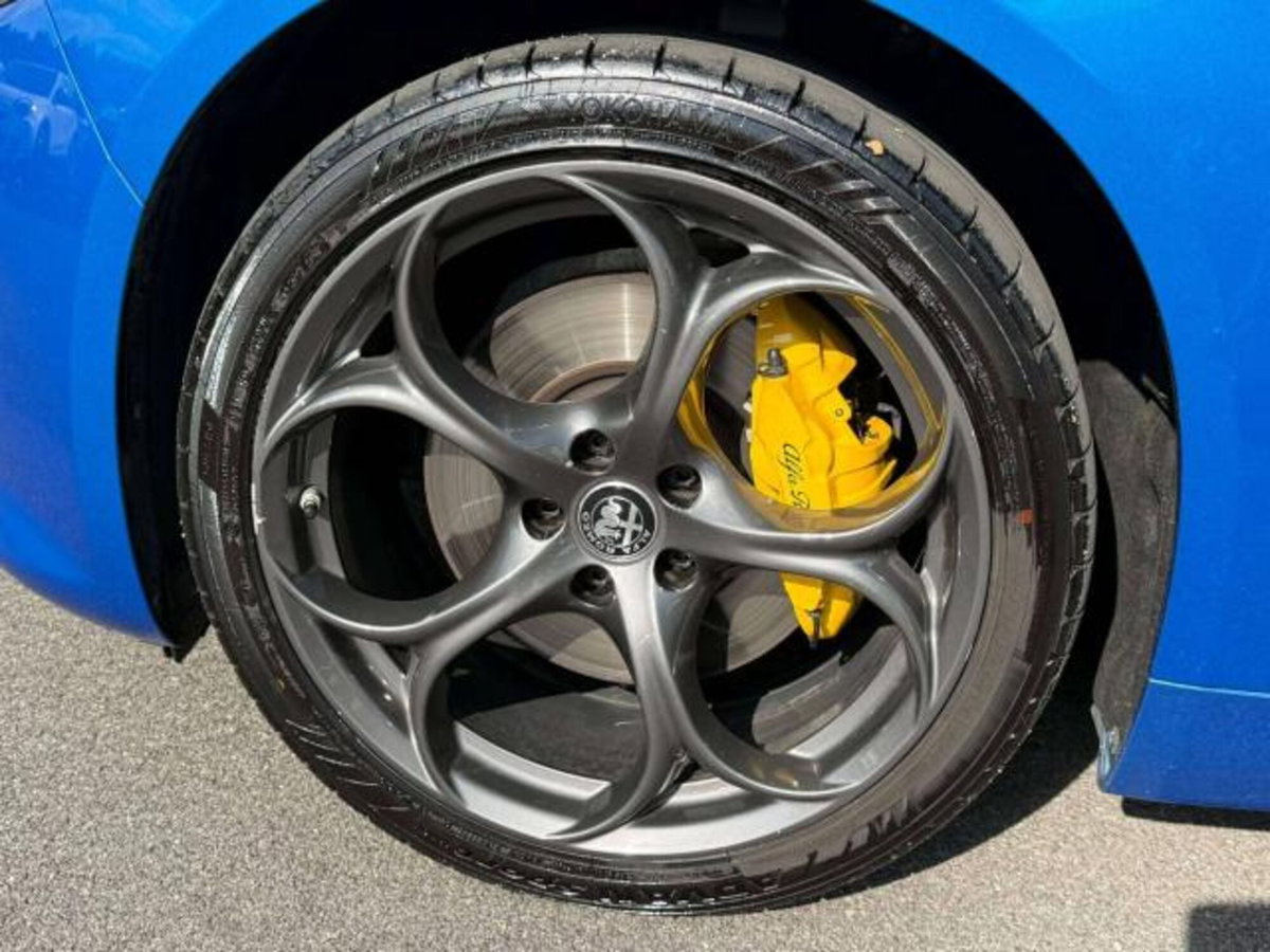 Alfa Romeo Giulia 2.0 t Veloce Q4 280cv auto (16)
