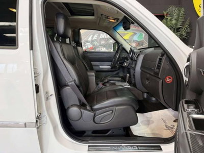 Dodge Nitro 4.0 R/T 4WD (10)