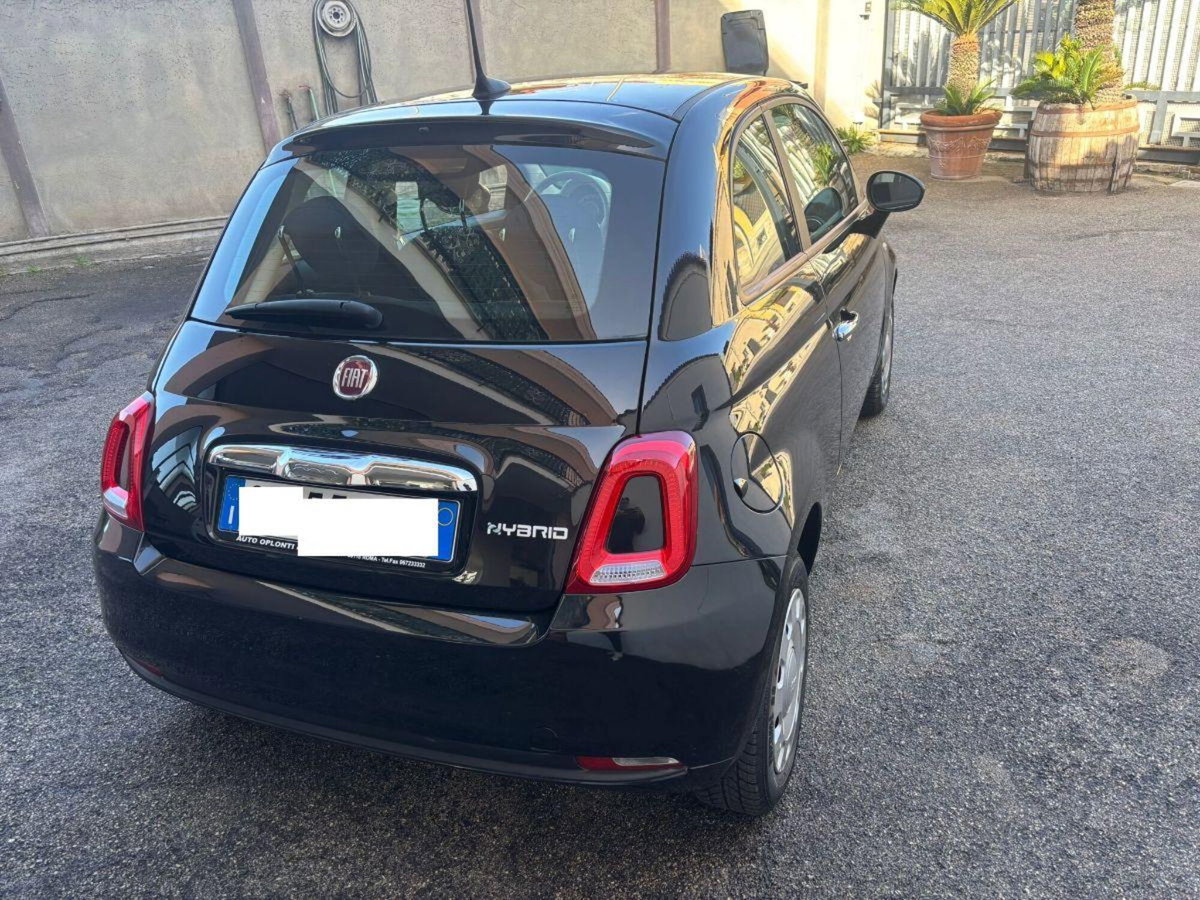 Fiat 500 1.0 Hybrid Club (2)