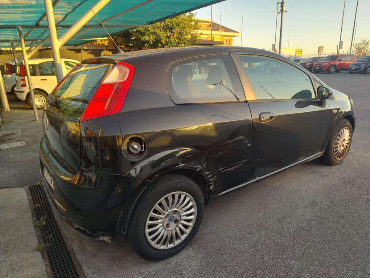 Fiat Grande Punto 1.3 MJT 90 CV 3 porte Dynamic