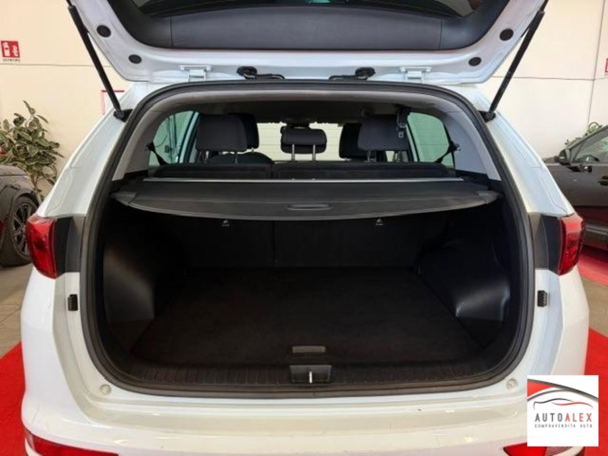 Kia Sportage 1.7 CRDI 2WD Class (12)