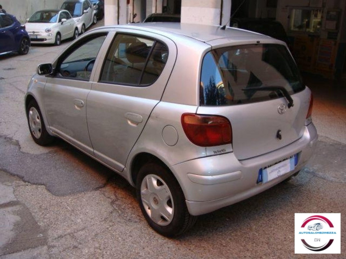 Toyota Yaris 16V cat 5 porte Expo Clima (4)