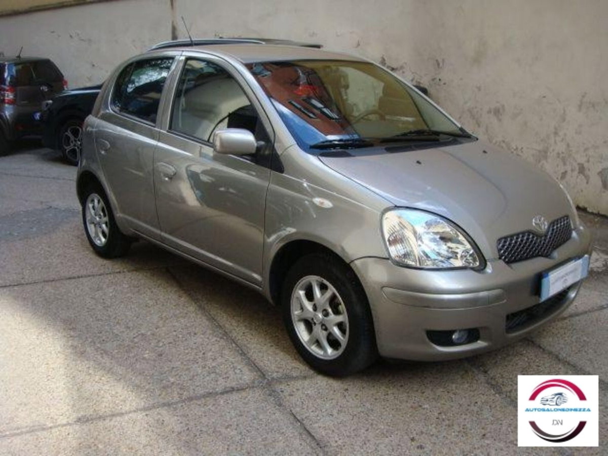 Toyota Yaris 16V cat 5 porte aut. Sol