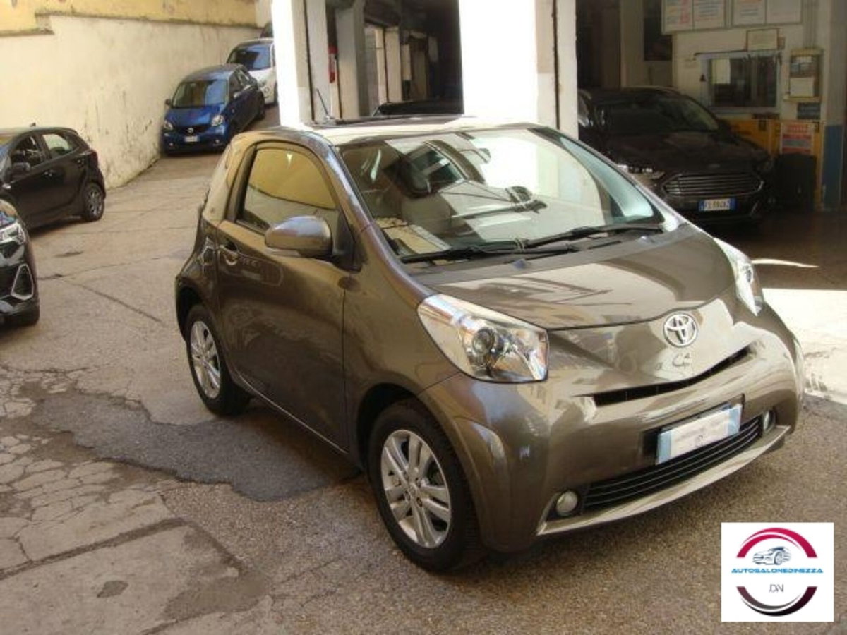 Toyota iQ 1.0 CVT Lounge