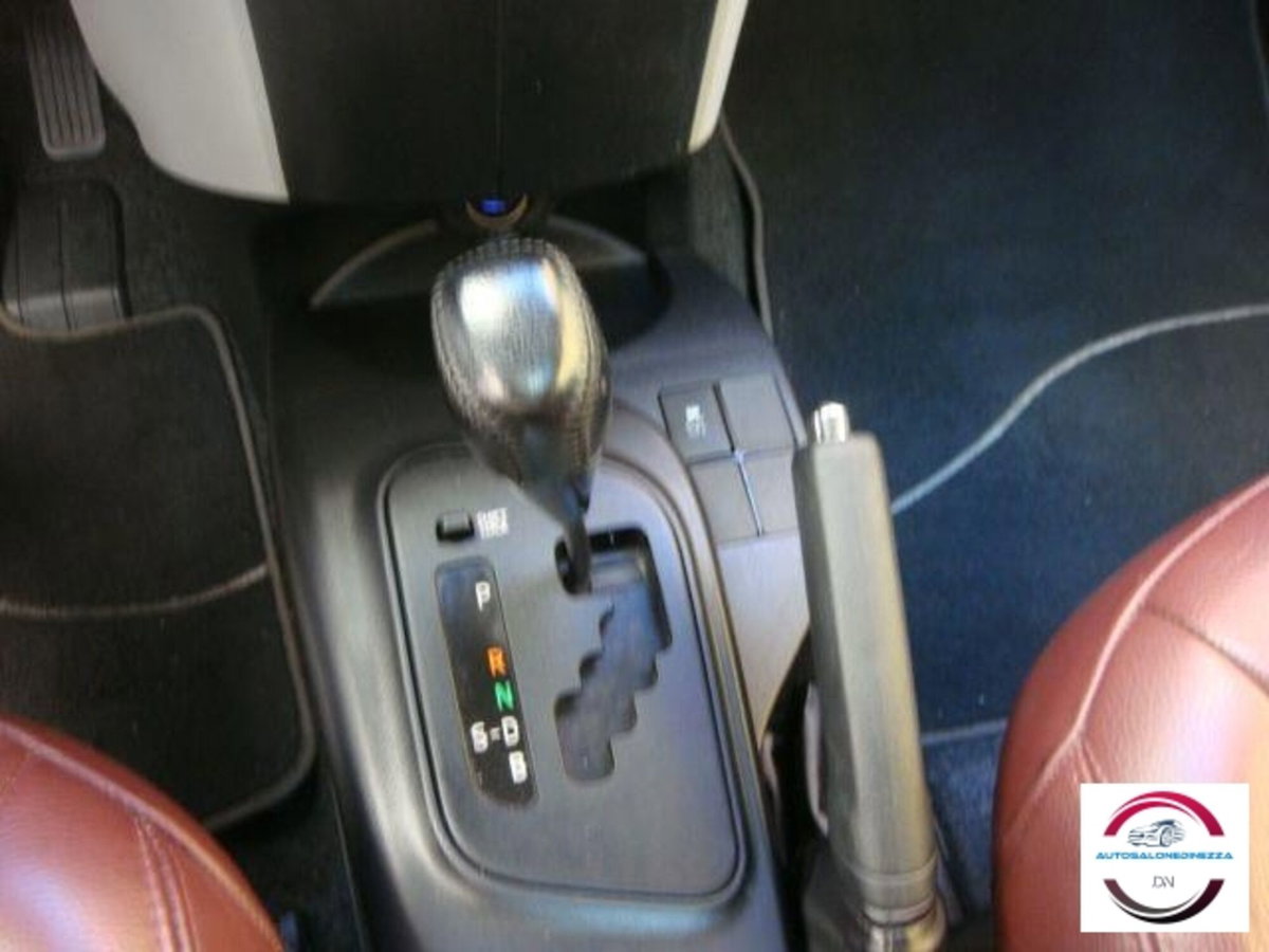 Toyota iQ 1.0 CVT Lounge (18)