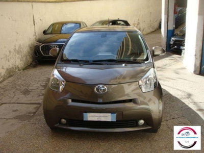 Toyota iQ 1.0 CVT Lounge (3)