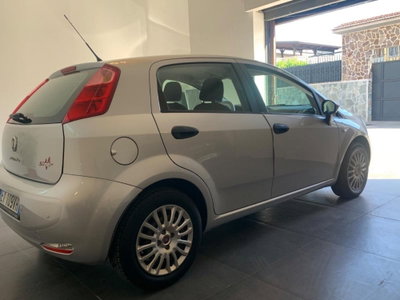 Fiat Punto 1.4 8V 5 porte Easypower Street (2)