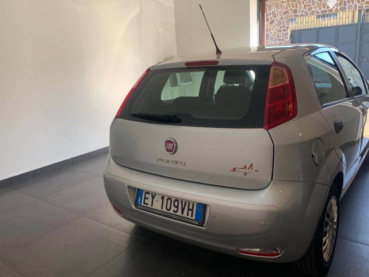 Fiat Punto 1.4 8V 5 porte Easypower Street (4)