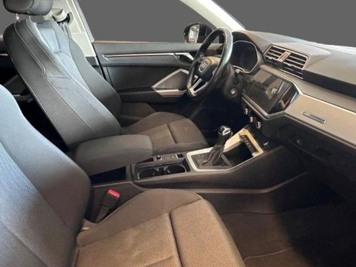 Audi Q3 Sportback 35 TDI quattro S tronic S line edition (3)