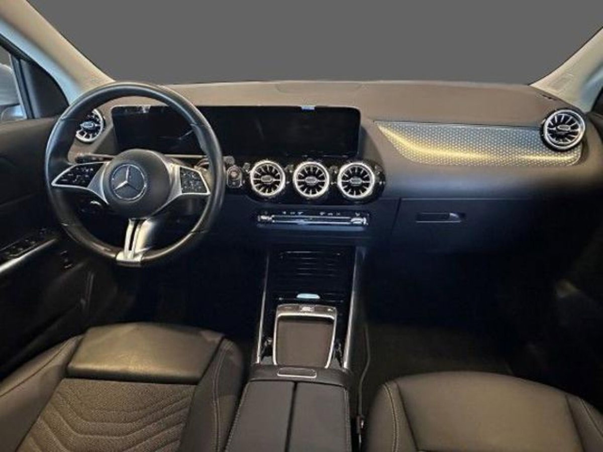 Mercedes-Benz GLA SUV 200 d Progressive Advanced Plus 4matic auto (6)