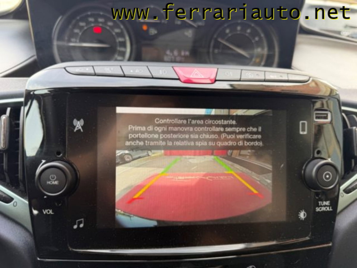 Lancia Ypsilon 1.0 FireFly 5 porte S&S Hybrid Gold Plus (18)