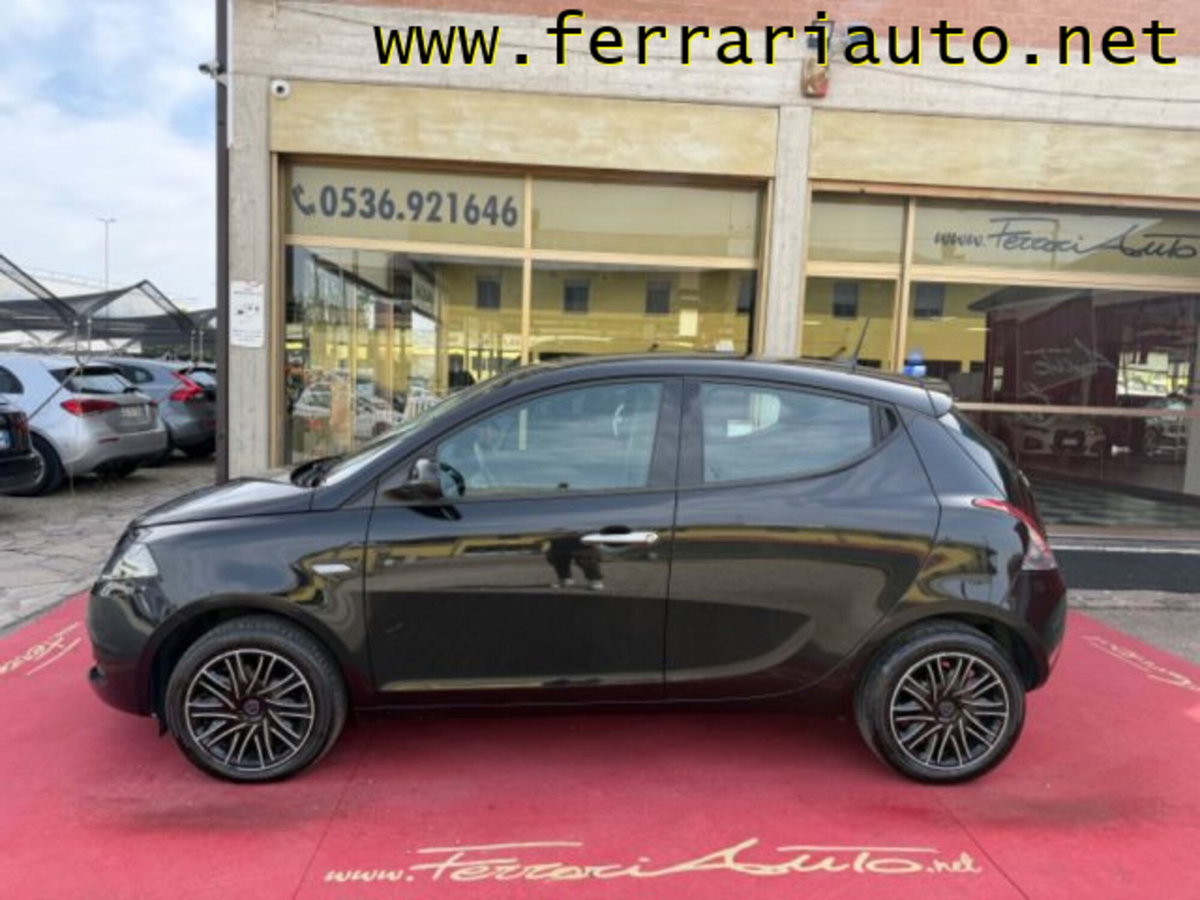Lancia Ypsilon 1.0 FireFly 5 porte S&S Hybrid Gold Plus (5)