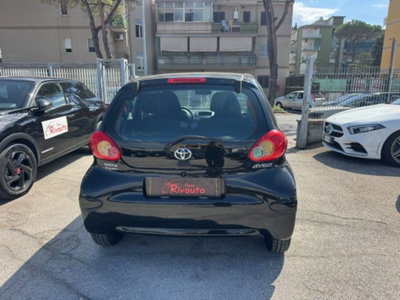 Toyota Aygo 1.0 12V VVT-i 5 porte Sol (8)