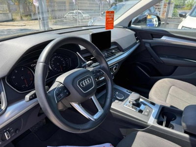 Audi Q5 2.0 TDI 190 CV quattro S tronic Business Sport (9)