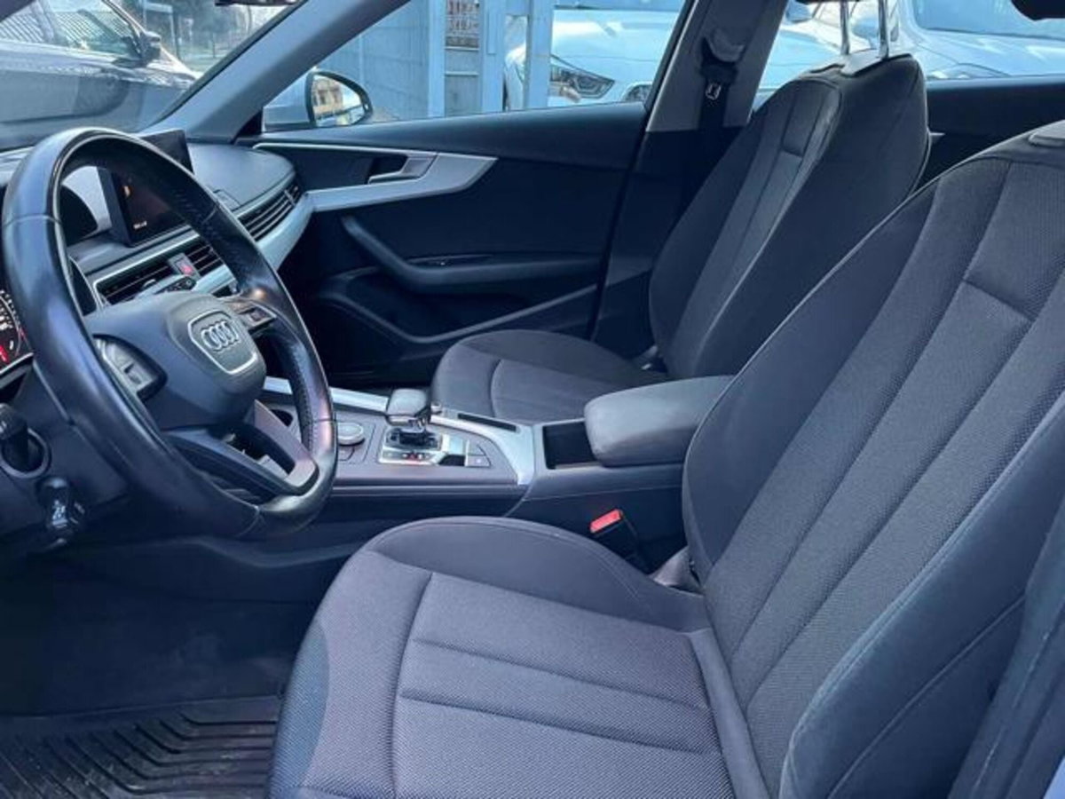 Audi A4 Avant 2.0 TDI 150 CV S tronic Business Sport (10)