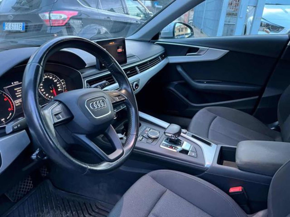 Audi A4 Avant 2.0 TDI 150 CV S tronic Business Sport (11)