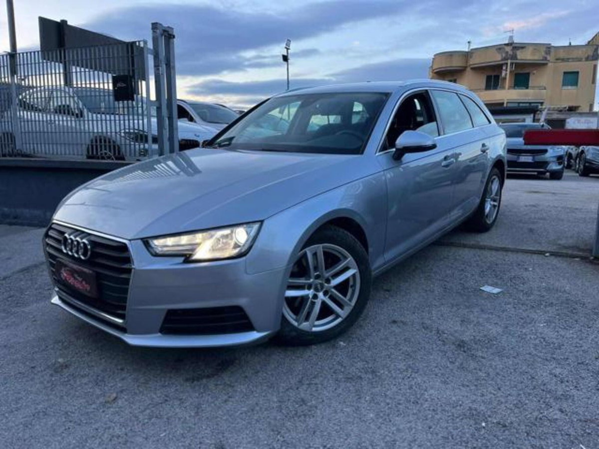 Audi A4 Avant 2.0 TDI 150 CV S tronic Business Sport (2)