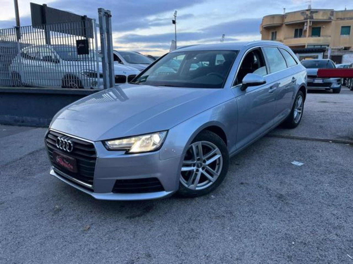 Audi A4 Avant 2.0 TDI 150 CV S tronic Business Sport (4)