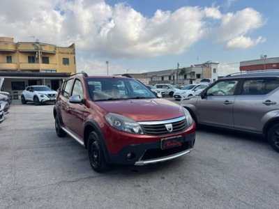 Dacia Sandero Stepway 1.6 8V 90CV usata
