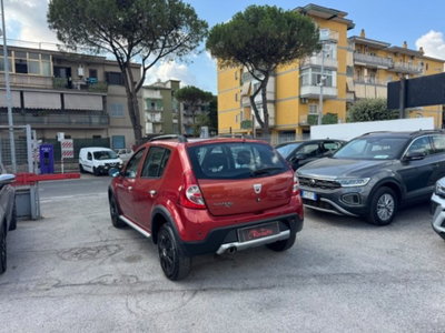 Dacia Sandero Stepway 1.6 8V 90CV (4)