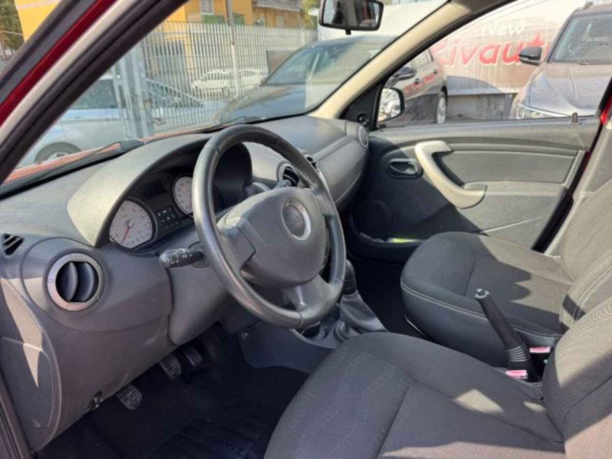 Dacia Sandero Stepway 1.6 8V 90CV (6)