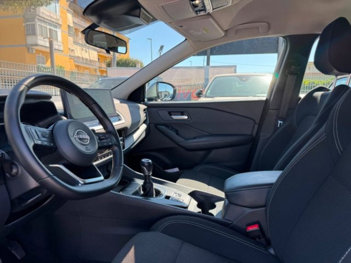 Nissan Qashqai 1.3 mhev Acenta 2wd 140cv (15)