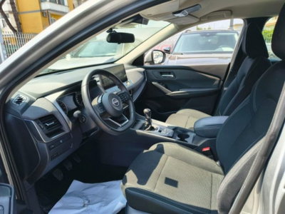 Nissan Qashqai 1.3 mhev Acenta 2wd 140cv (14)