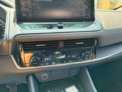 Nissan Qashqai 1.3 mhev Acenta 2wd 140cv (19)