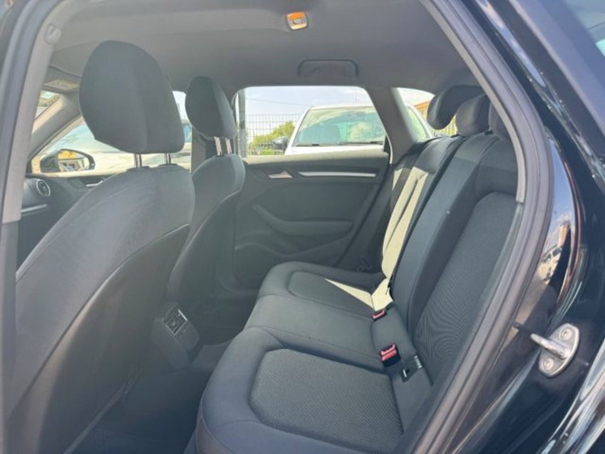 Audi A3 Sportback 30 TDI Sport (18)