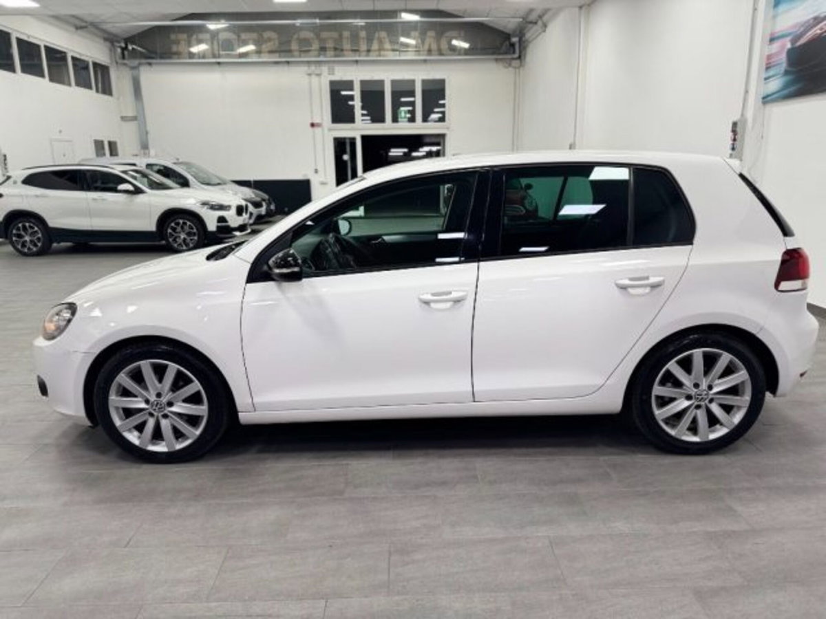 Volkswagen Golf 1.6 TDI DPF 5p. Highline (10)