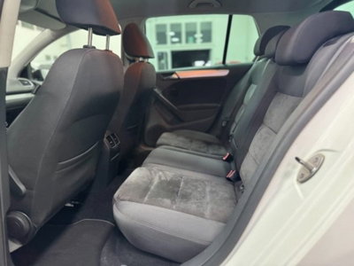 Volkswagen Golf 1.6 TDI DPF 5p. Highline (15)