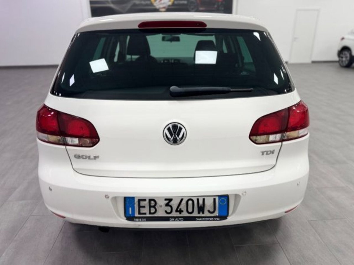 Volkswagen Golf 1.6 TDI DPF 5p. Highline (8)