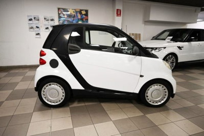smart Fortwo 1000 52 kW MHD coupé pure (3)